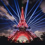 Home Paris Tour Eiffel