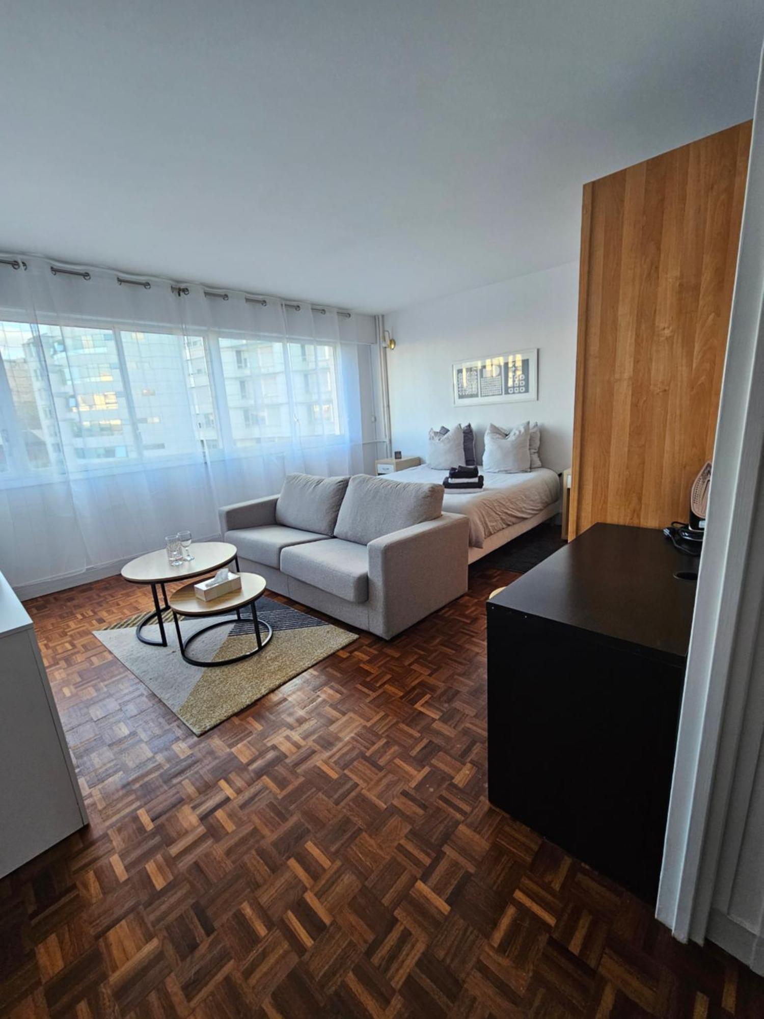 Tour Eiffel Apartment Paris